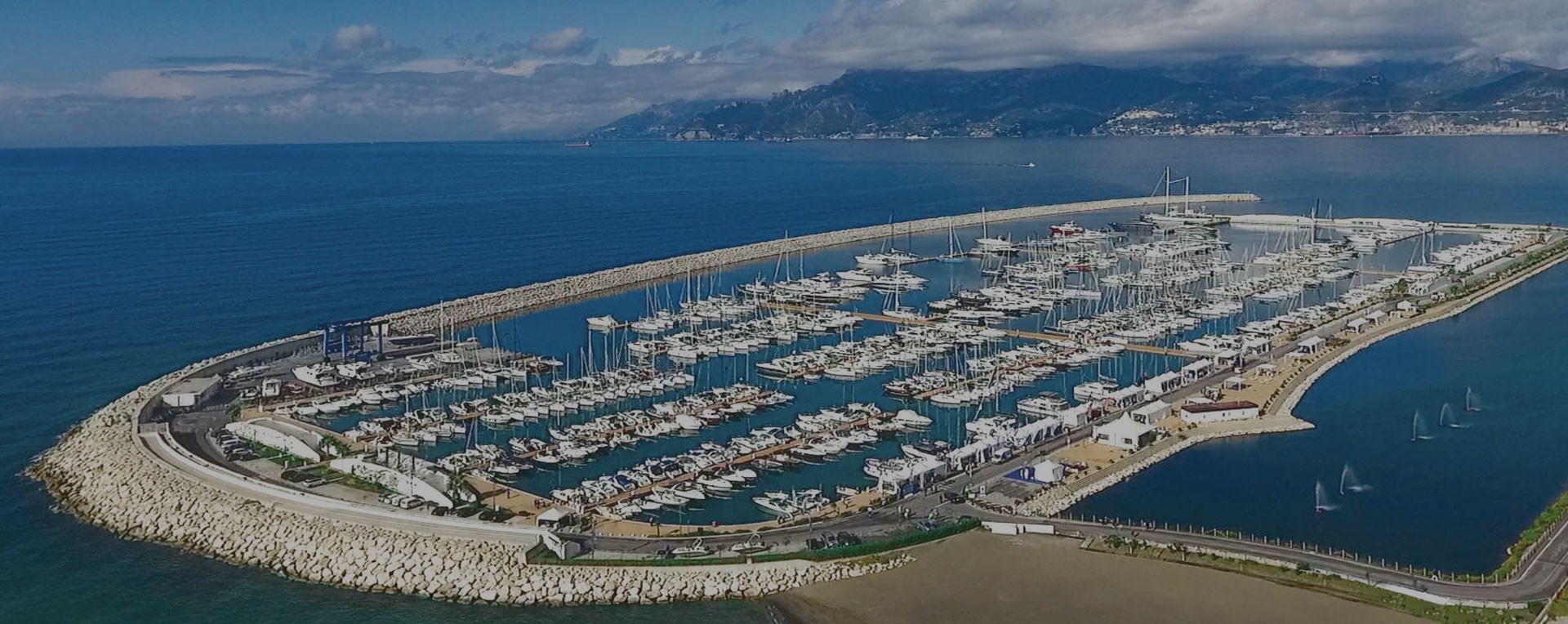 MARINA D’ARECHI SALERNO PORT VILLAGE